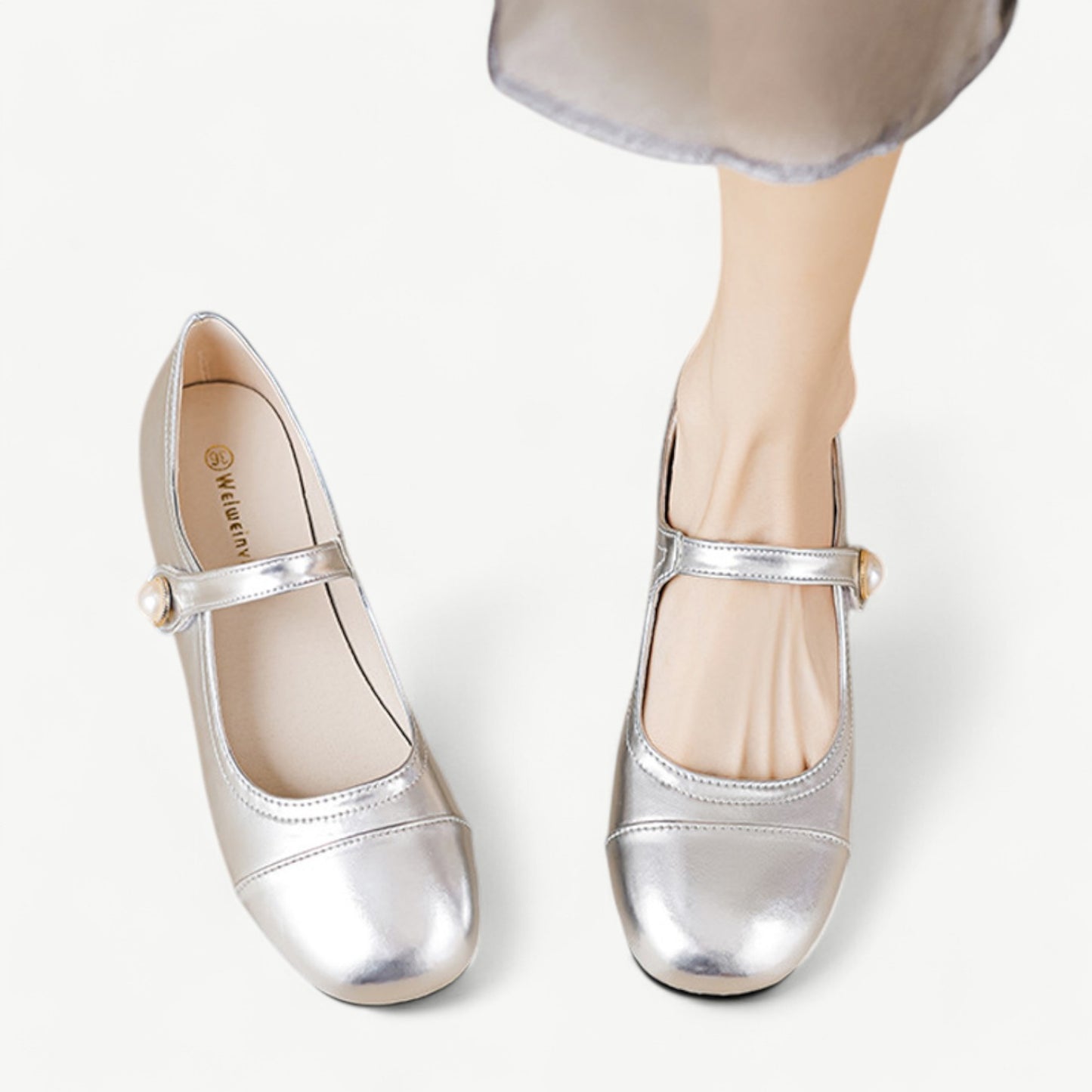 Silver Mary Jane flats with a white pearl - N°74