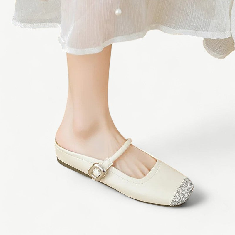 Mary Jane flats in white with a rhinestone tip - N°1