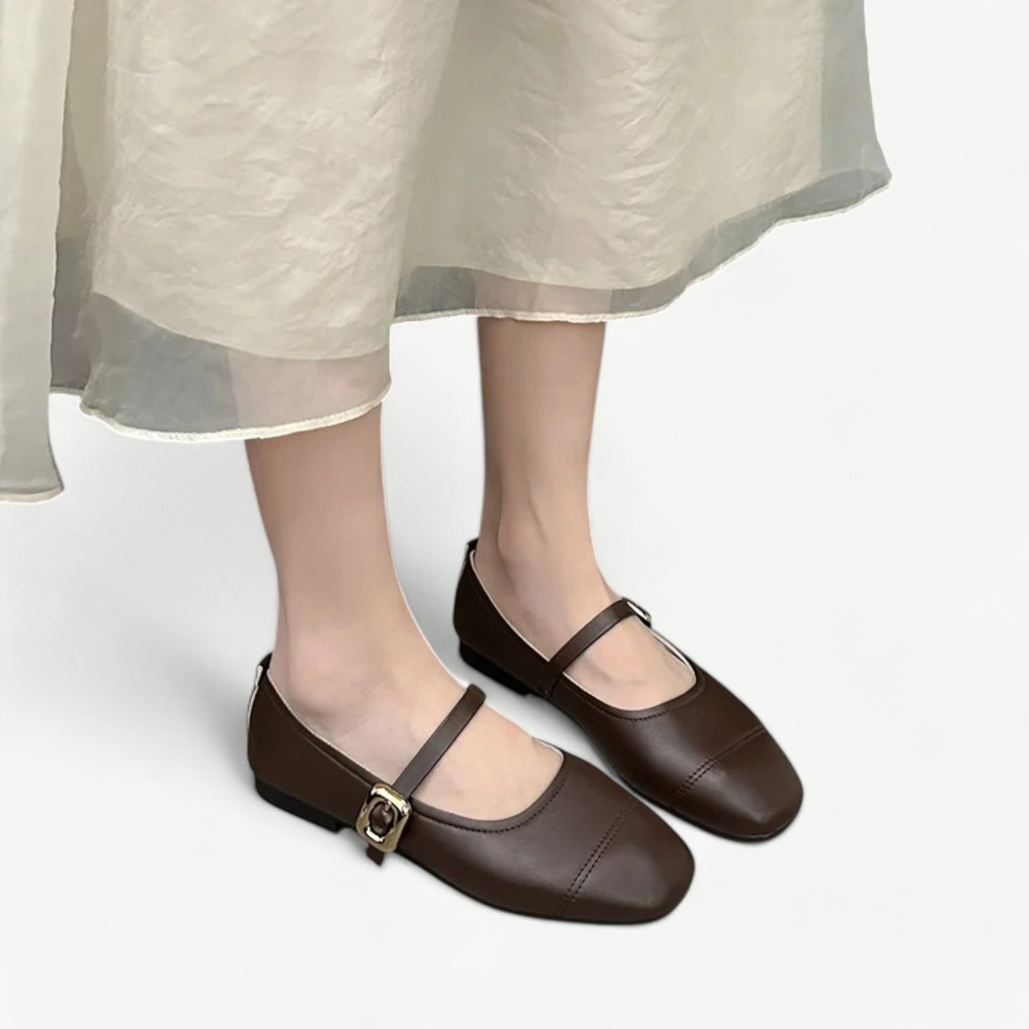 Brown Mary Jane ballet flats with a small gold buckle - N°41