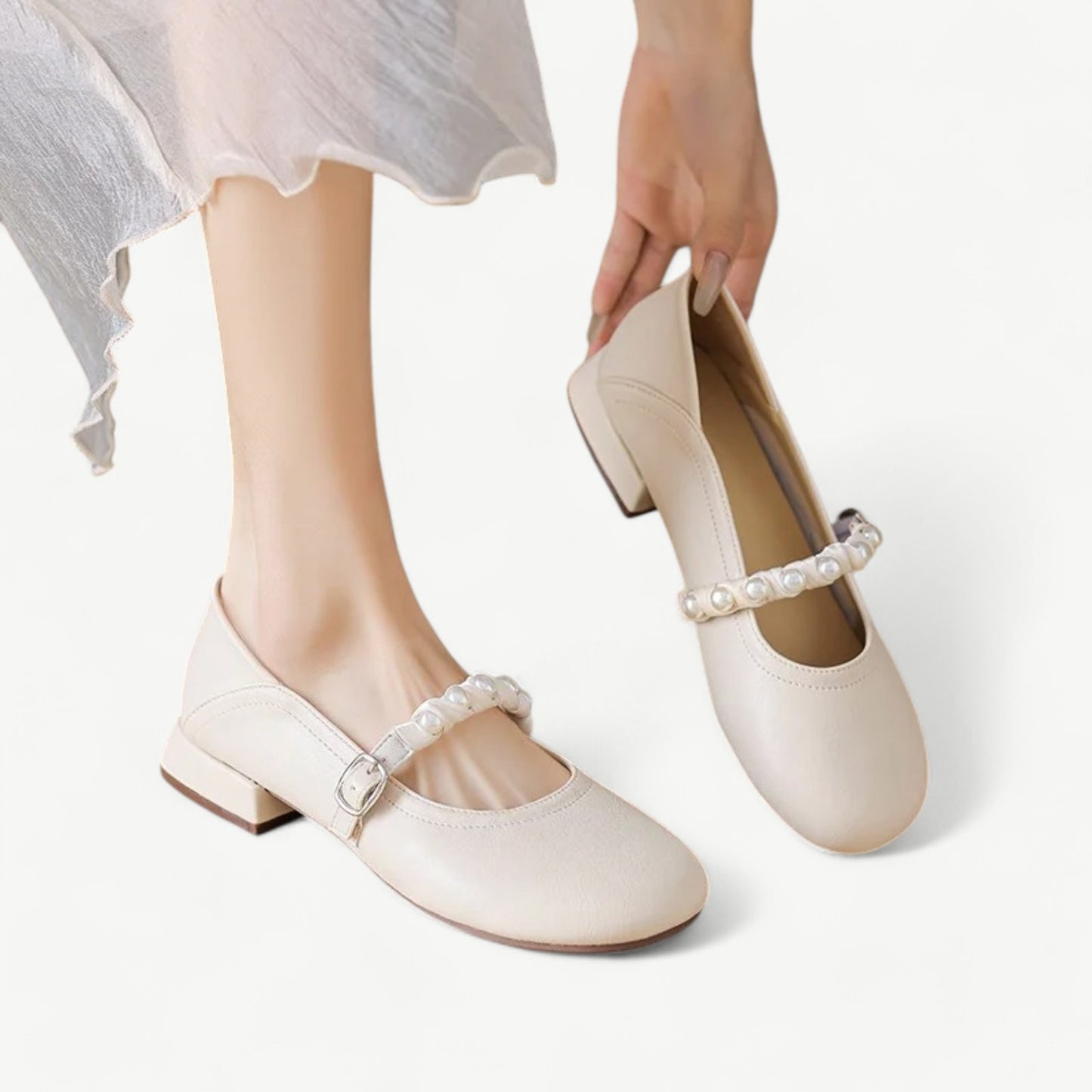 White Mary Jane flats with pearls - N°85