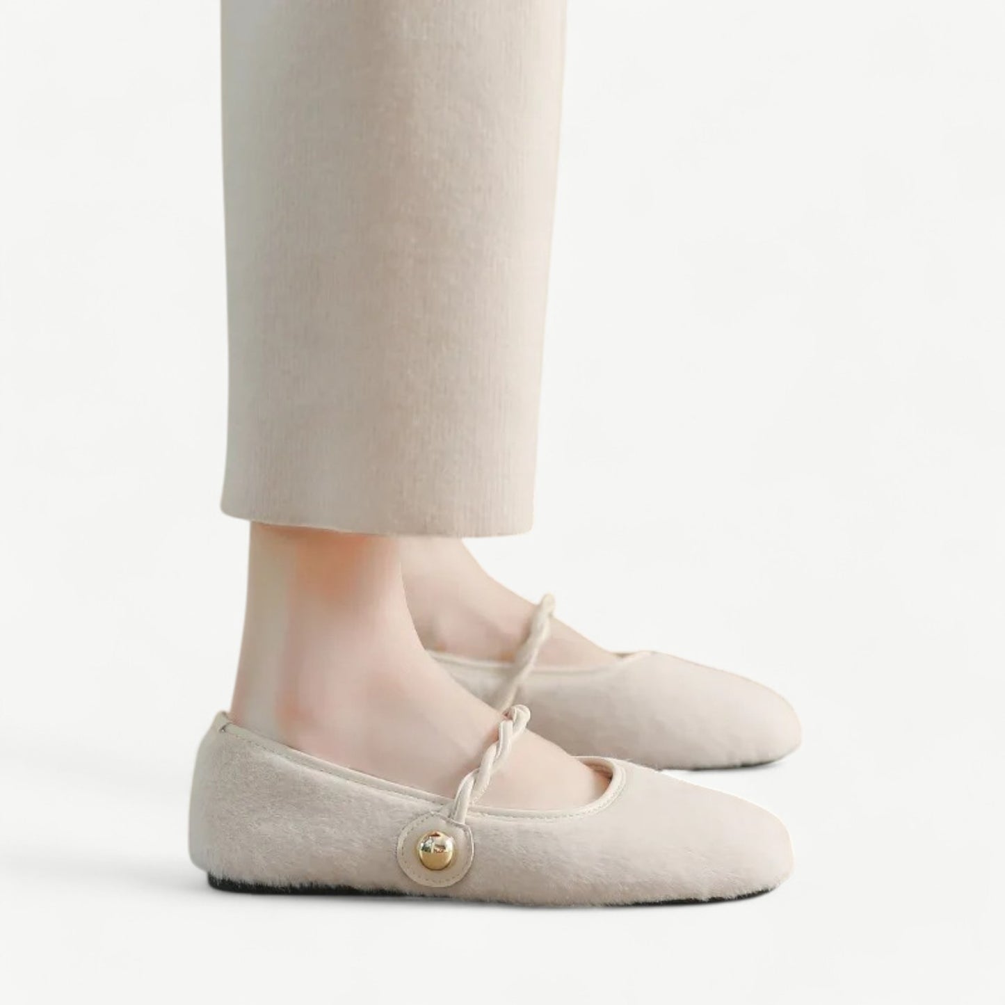 Mary jane ballet flats in white plush - N°37