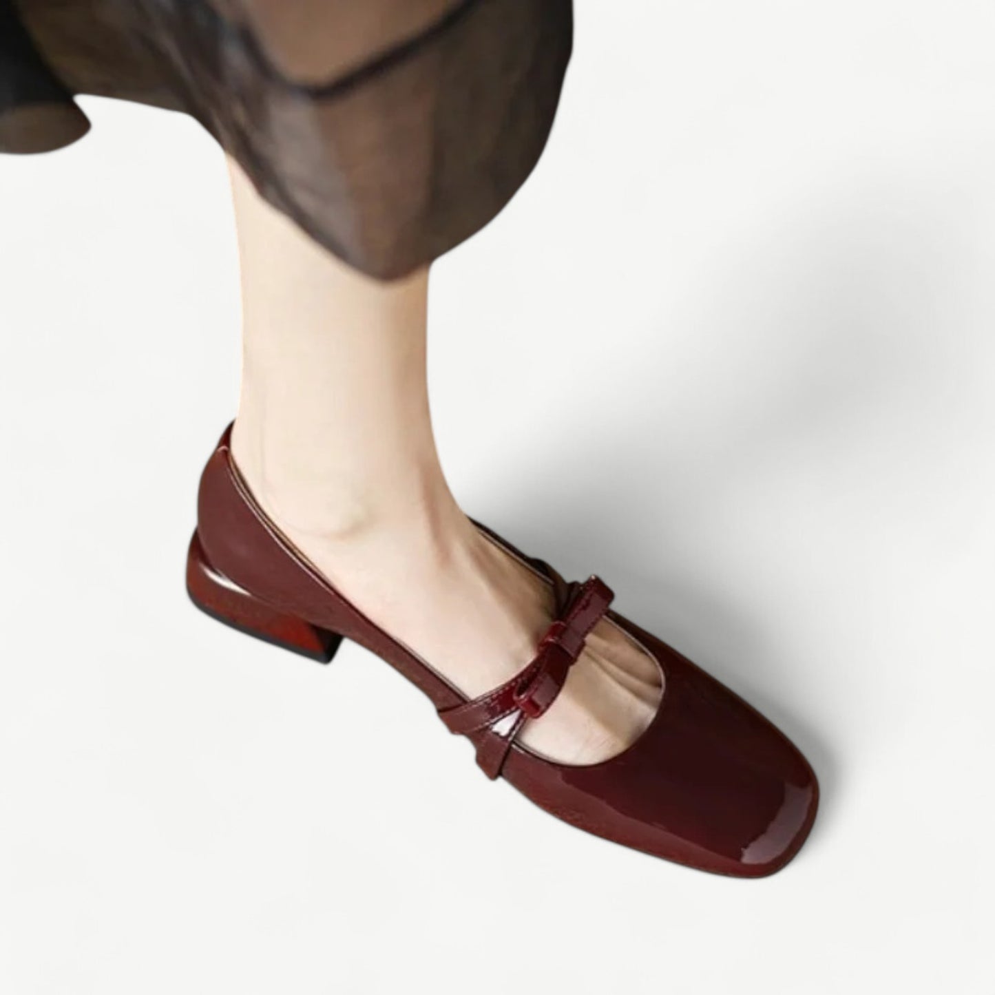 Red Mary Janes with low heels and a small bow - N°34